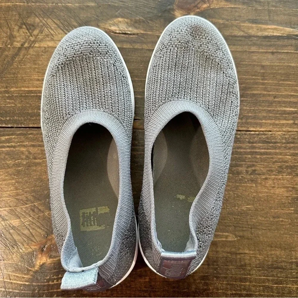 FitFlop Women's Metallic Pewter Uberknit Slip On Sneakers Size 7.5 GUC